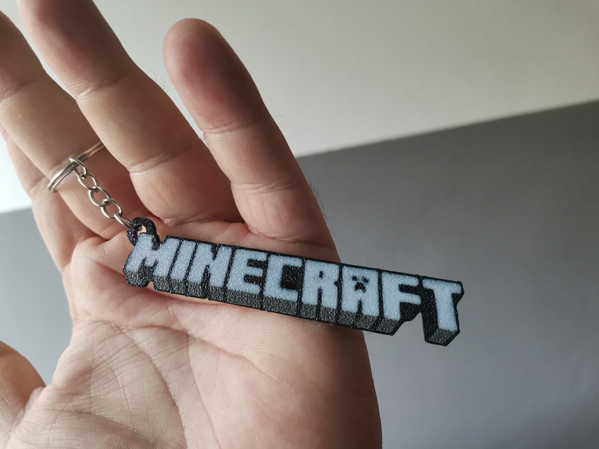 minecraft renkli anahtarlık by bt3d baskı sanat işaretler logolar oyun 3D print model - Mito3D