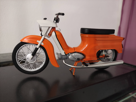 jawa 50 21 kuruş by mochr oyuncaklar oyunlar çek model ölçek özel takım bisiklet harley honda motosiklet bmw şeytani efsanevi suzuki moped ducati 3d print model - Mito3D