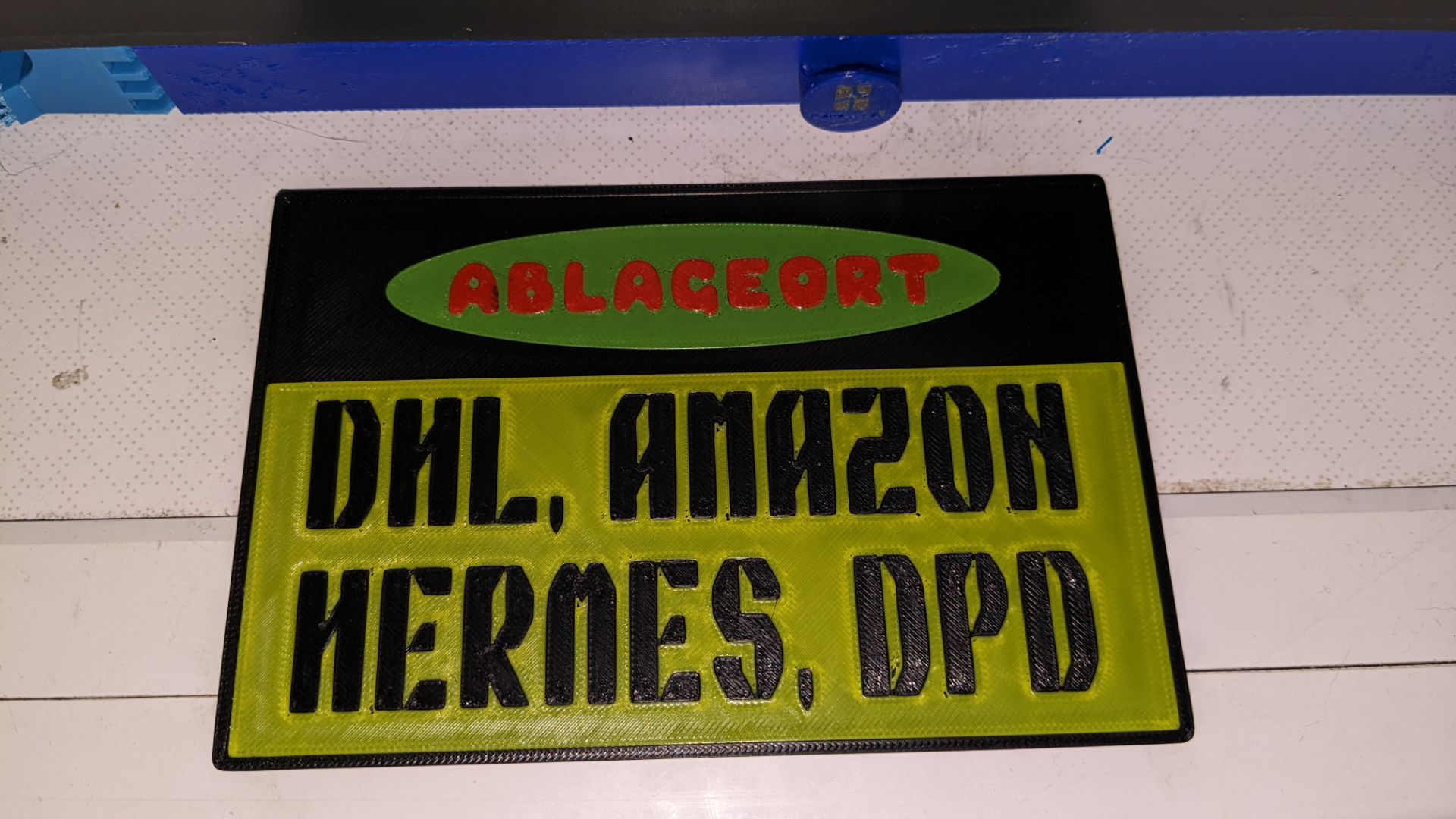 sterben packetdienste ablageort by lucina kushinada kunst zeichen logos dhl dpd hermes amazonas paket hinweis 3D print model - Mito3D