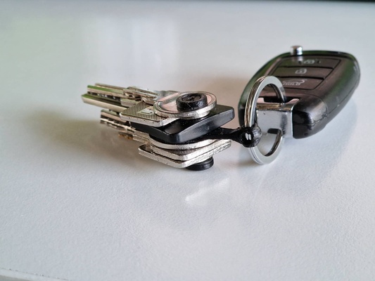 compactar chave suporte by ensaiando ferramentas organizadores ajustável chaveiro braçadeira aperto 3d print model - Mito3D
