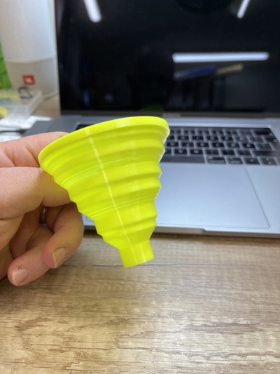foldable funnel by temmesdesing tools fluid small car fold tesla windshield windscreen washingliquid fluids whindshieldwiper windshieldwiperfluid 3d print model - Mito3D