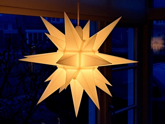 hernhutter christmas star - 44 cm remixed by bootjevaarder household festivities 3d print model - Mito3D