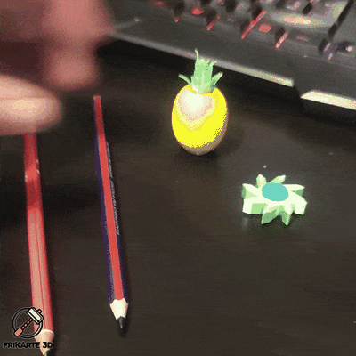 ananas crayon fileur by frikarte3d jouets jeux agiter jouet agitation fidget spinner penciltopper 3d print model - Mito3D