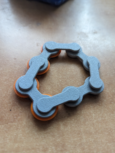 fidget chain by k2thestank tools gadgets toy neurodivergent 3d print model - Mito3D