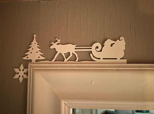 christmas door corner ornament by xor-3dpr art 2d santa holiday 3d print model - Mito3D