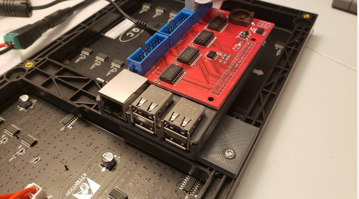 p5 led matris panel ahududu pi 3+ durum kılıf by yapıcı dave hobi kendin yap elektronik l5 binmek dirsek 3d print model - Mito3D