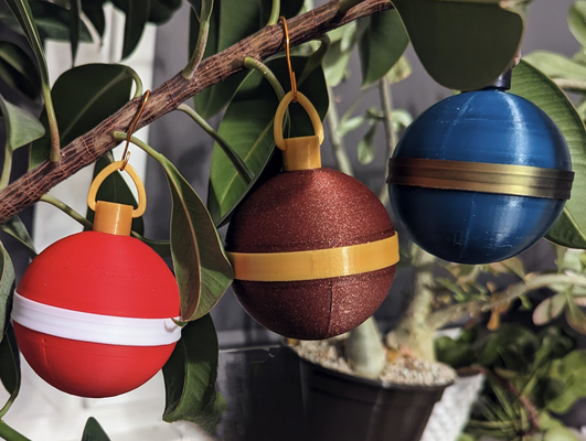 simple hollow christmas bauble by blecheimer household decor chistmas xmas 3d print model - Mito3D