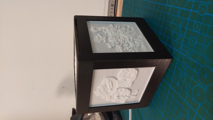 lithophane lamp children by trei d household house models forkids lithophanebox 3d print model - Mito3D