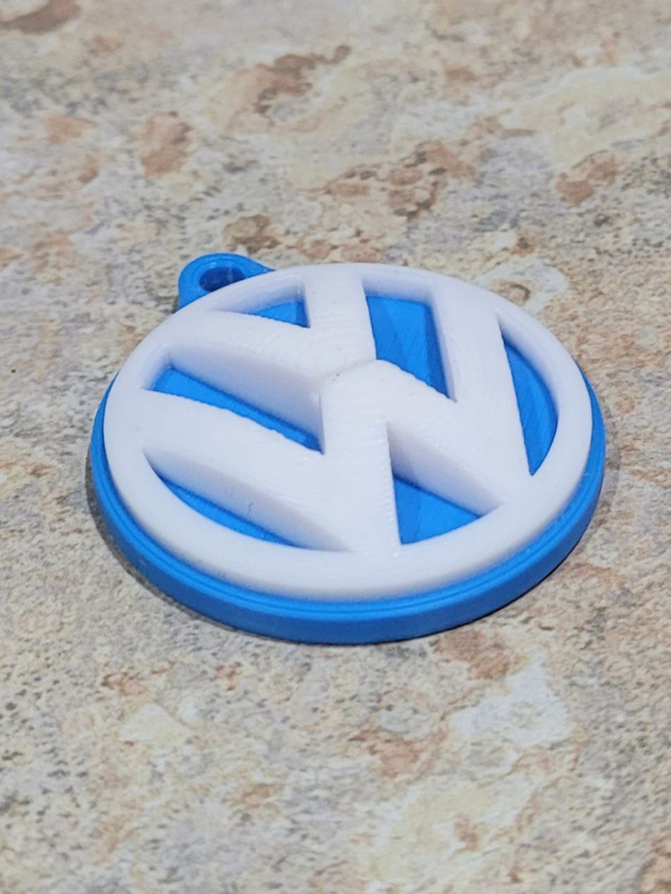 volkswagen schlüsselbund gewölbt vw logo by dekopuma hobby diy fahrzeuge 3D print model - Mito3D