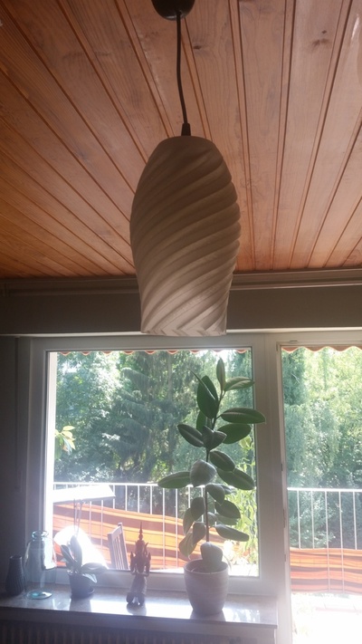 twisted vase lampshade by nazrim household decor ceilinglamp lamp ledlamp vasemode 3d print model - Mito3D
