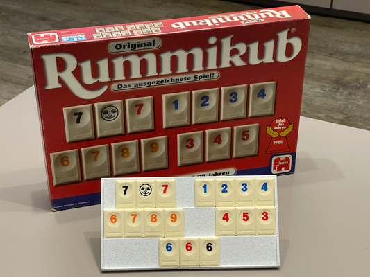 st nder f r rummikub original by jogi164 brinquedos jogos rummikubstand jogo mesa ficar pé 3d print model - Mito3D