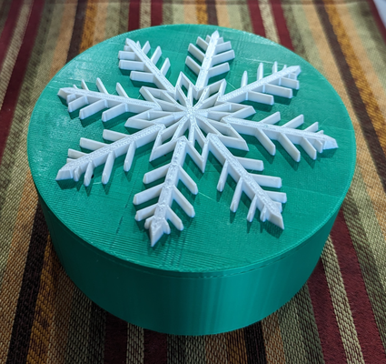 snowflake box by jmdirk household decor christmas gift lid 3d print model - Mito3D