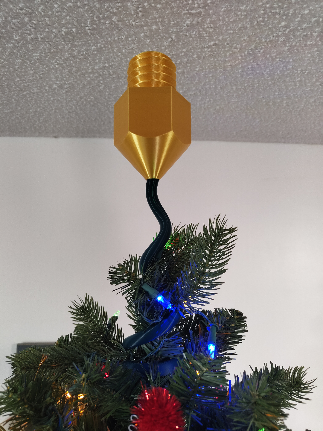 nozzle tree topper by wiyummy household decor christmas holiday 3D print model - Mito3D