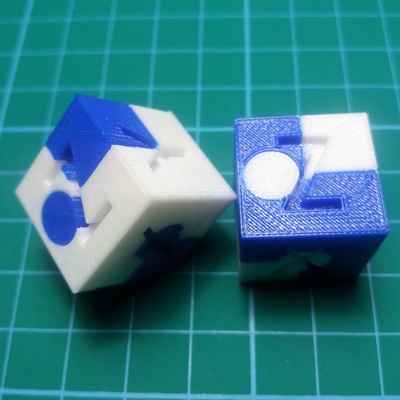 calibration cube dual extruder by a maus 3d printer accessories dualextrusion testprint calibrate calibrationcube calibrationpart calibrationtest dualstrusion dualcolor dualextruder test 3d print model - Mito3D
