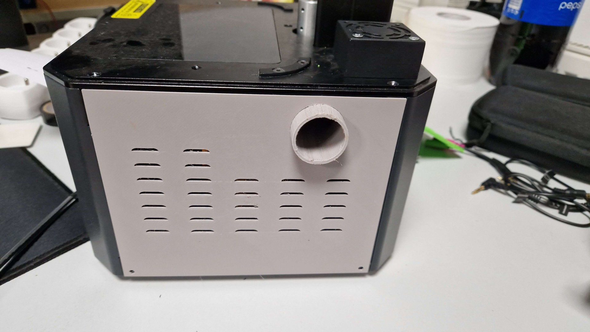 halot 1 fumaça extrator by araxion 3d impressora acessórios sla resina ventilador crialidade extrair 3D print model - Mito3D