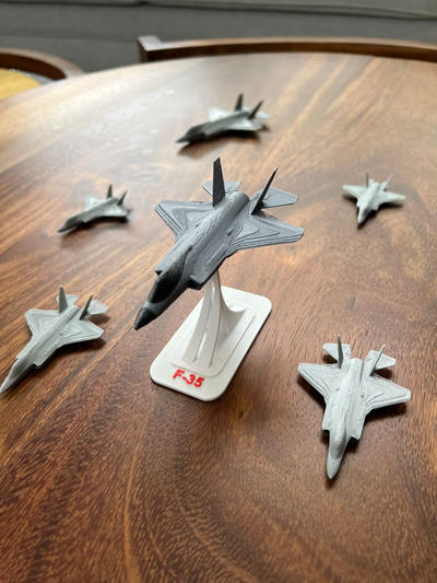 f35 lightning fighter by angrelou hobby & diy vehicles army marines scale easy cool fun easytoprint toy airplane jet jetfighter printinplace f-35 3d print model - Mito3D