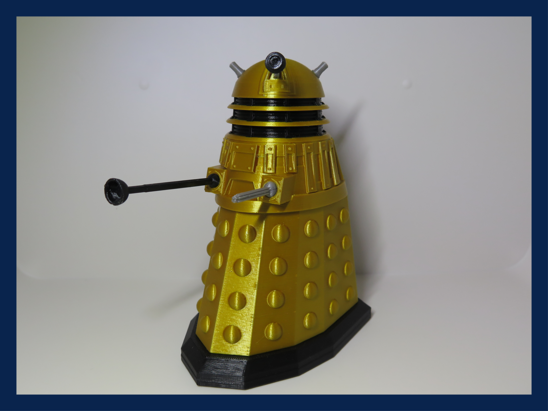 docteur oms temps guerre dalek 2005 by mrhanjak jouets jeux planche docteur who tardis 3D print model - Mito3D