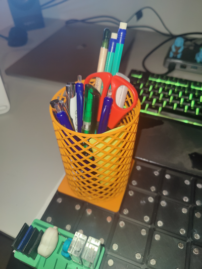 gridfinity matita titolare supporto by remcogoy domestico ufficio scrivania accessori organizzatore 3d print model - Mito3D