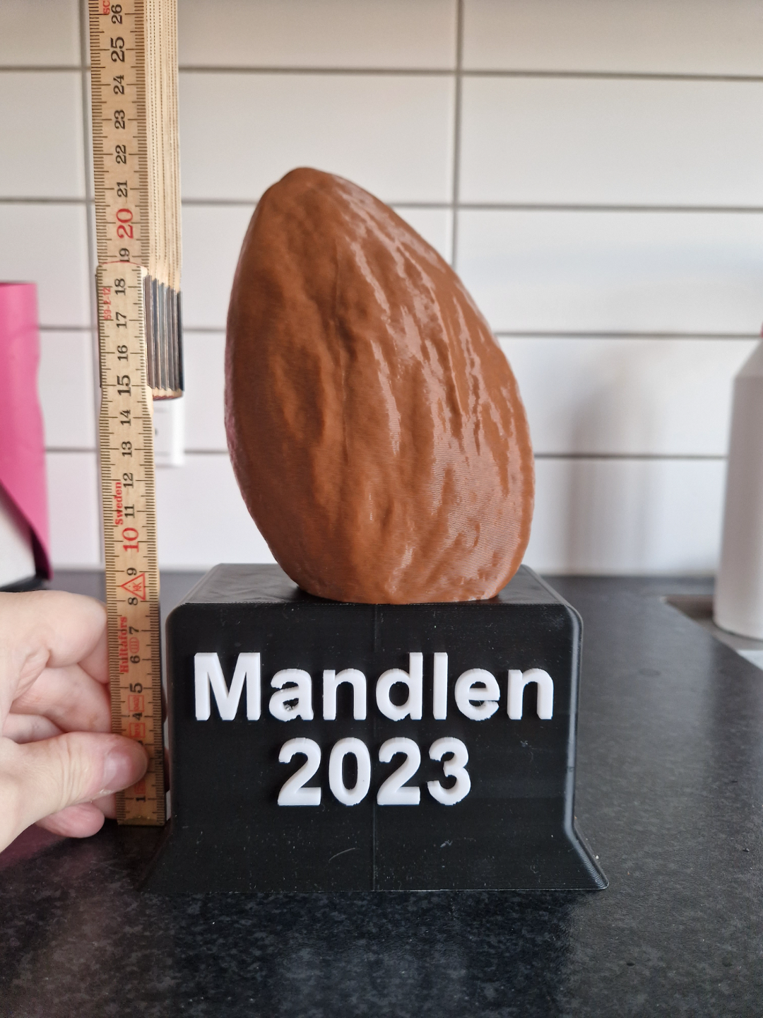 mandel trophäe 2023 neu gemischt by 3dprintwolf bildung physik astronomie 3D print model - Mito3D