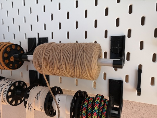 spulenhalter support cordon mourir skadiswand by gnorzkopf outils organisateurs diy couture skadis ikeaskadis distributeur bobine corde 3d print model - Mito3D