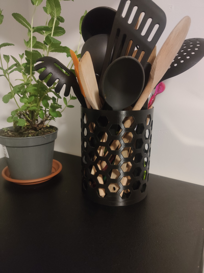 kitchen utensils holder hexagon holes by furioncz household decor house utensil gadget 3d print model - Mito3D