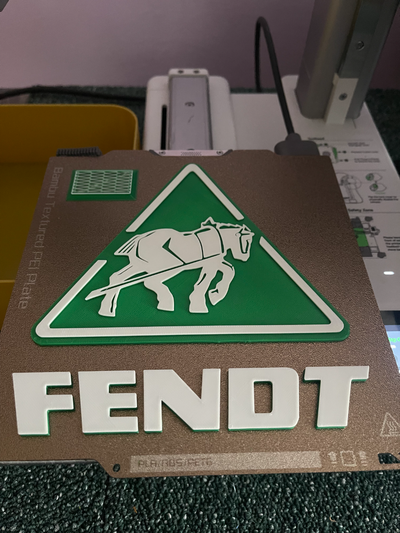 fendt logo by intommy arte segni loghi tomidea 3d print model - Mito3D