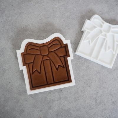 noel hediye kurabiye kesici by baskımydesign ev halkı modeller 3d print model - Mito3D