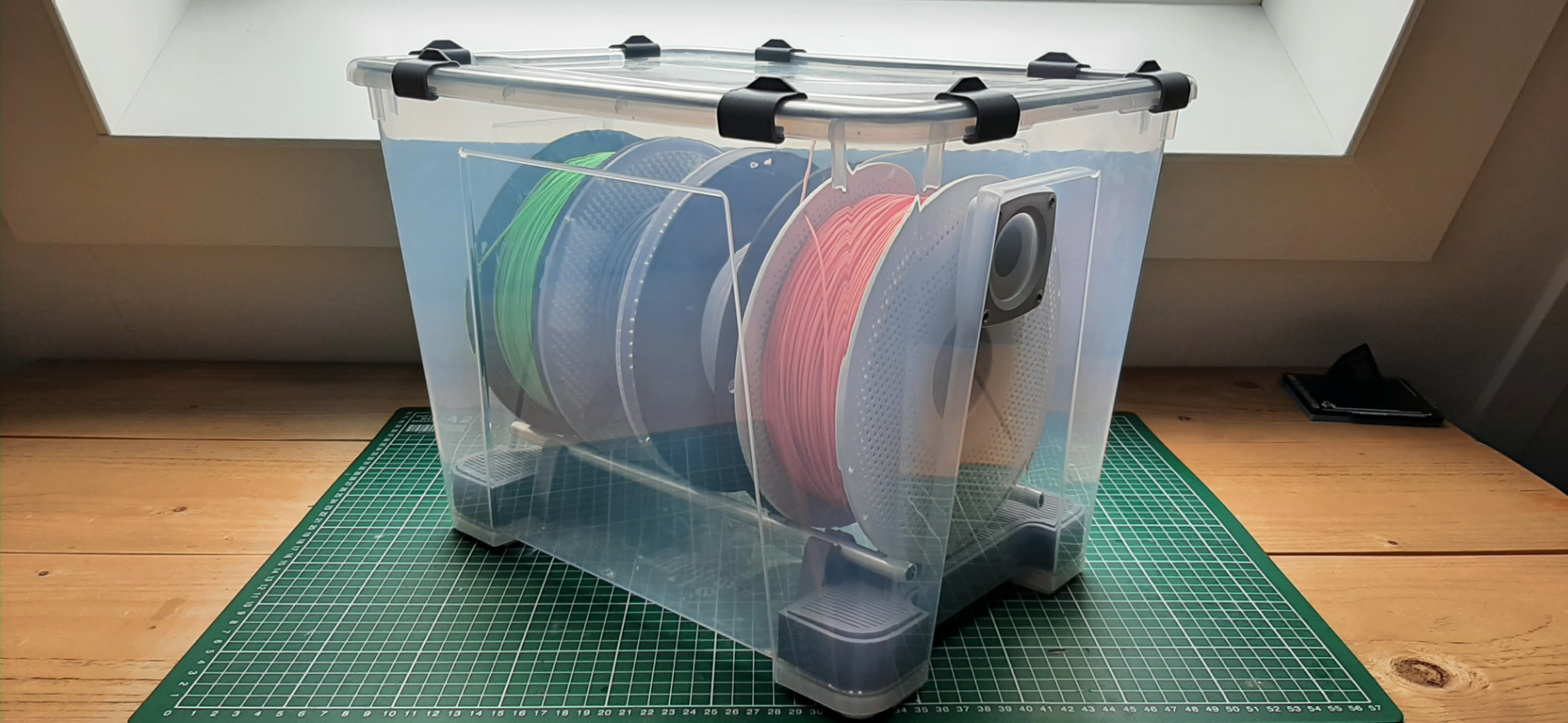 ikea samla 22l filament lager box neu gemischt by becher tasse 3d drucker zubehör silicagel kieselsäure clips trockenbox hygrometer gleiten füße 10mm rutenhalter 3D print model - Mito3D