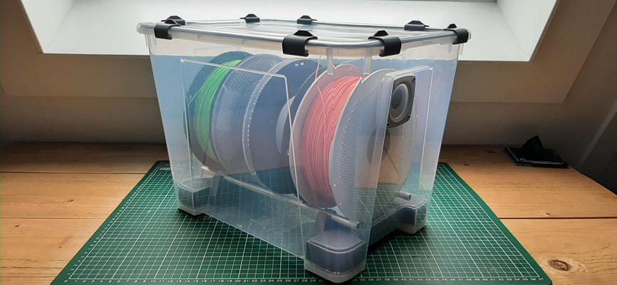 ikea samla 22l filamento almacenamiento caja remezclado by taza 3d impresora accesorios gel sílice clips seca higrómetro deslizándose pies 10mm portacaña 3d print model - Mito3D