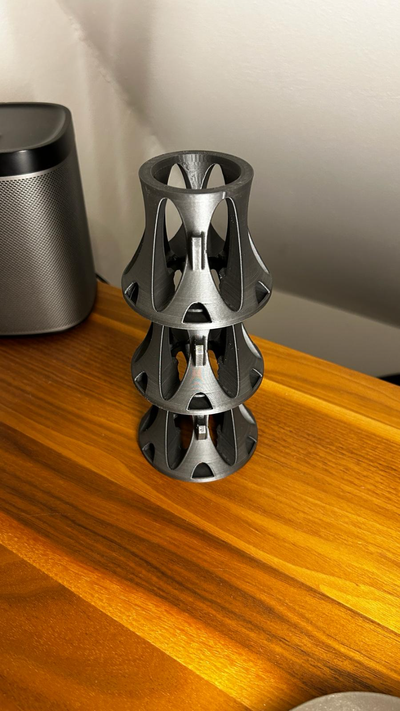 soda corriente botella estante soporte apilable by 3d impresión herramientas artilugio flujo sodastreambottlestand vaso cristal capholder 3d print model - Mito3D