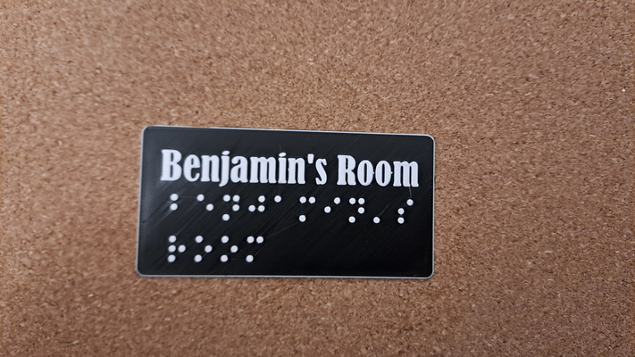 braille benjamin chambre by 3dps ménage décor invalidité aide aveugle plaque signalétique 3d print model - Mito3D