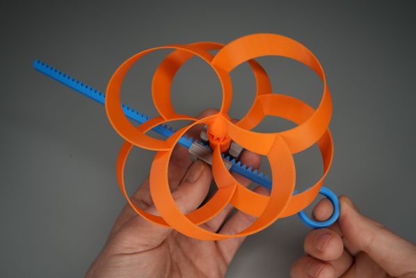 toroidal uçan pervane çek helikopter eğirme no destekler montaj gereklidir by son derece oyuncaklar oyunlar dış mekan 3d print model - Mito3D