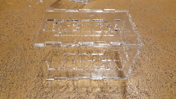 super einfach laser schnitt acryl box kerze halter unterstützung stift by nutzer 1518834855 werkzeuge veranstalter acrylgehäuse dxf laserschnitt 3d print model - Mito3D