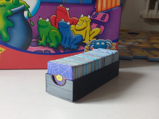 customizável cartão jogos caixa by plbário brinquedos jogo tabuleiro freecad openscad paramétrico 3d print model - Mito3D