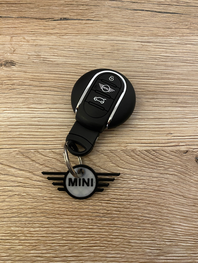 bmw mini logo schlüsselbund by kpp werkzeuge veranstalter bmw mini wagen 3d print model - Mito3D