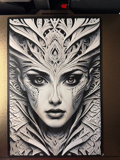 stone queen - hueforge print by cyanidesugar art models depth illusion wall decor fantasy carving 3d print model - Mito3D