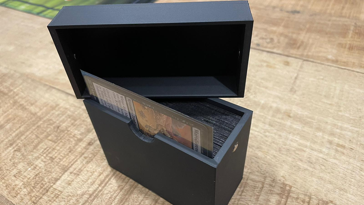 mtg 60 cartão deckbox mangas cartas magnético tampa by alcazar brinquedos jogos magia recolhimento mtgdeck acessórios mtgcommander comandante manga mtgs mtg100sleeved 3d print model - Mito3D