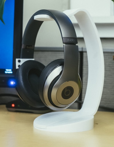 headphone stand by josh-3d tools gadgets headphones headphonestand 3d print model - Mito3D