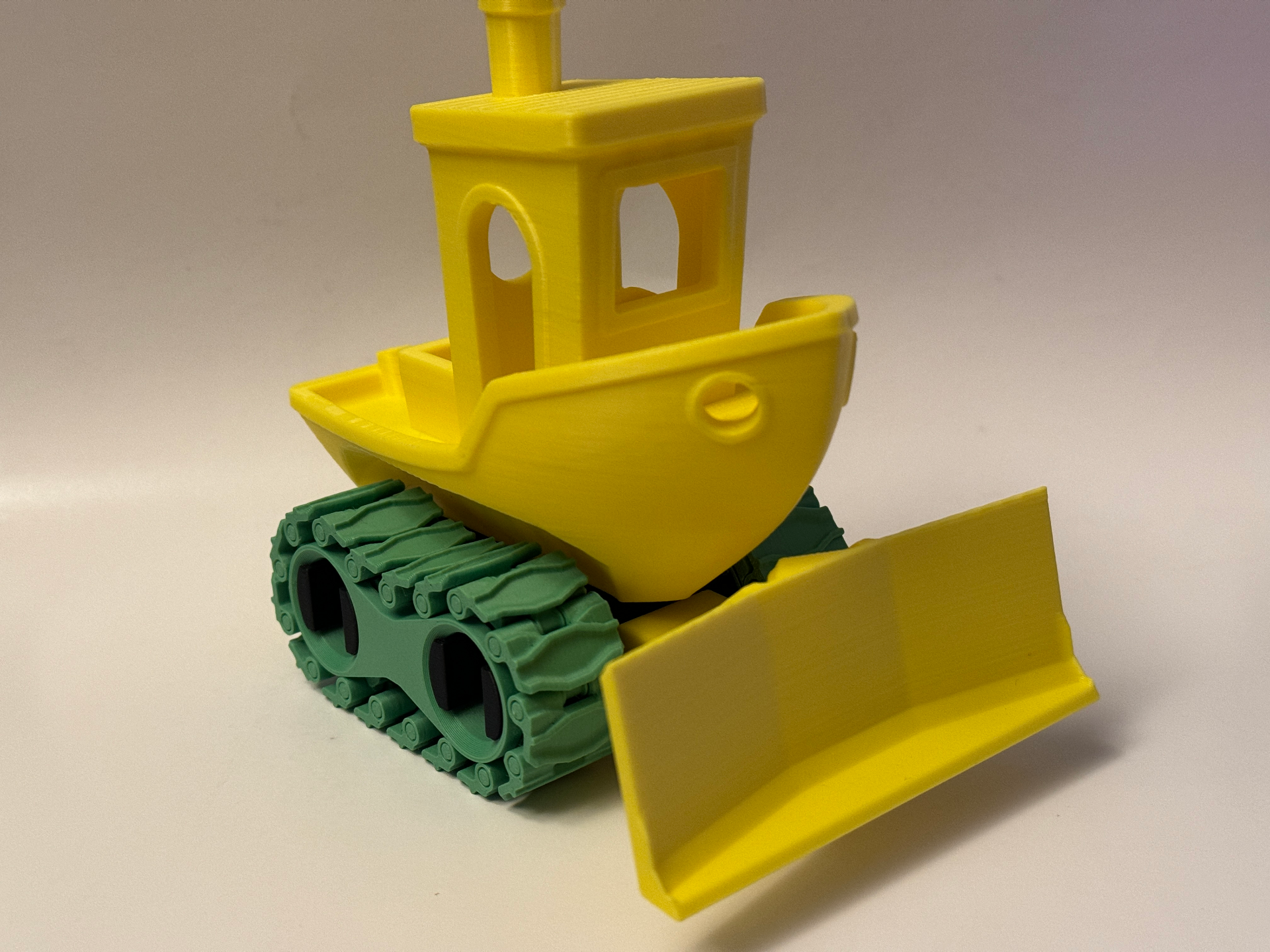 tezgah dozer oyuncak buldozer boat yeniden karıştırılmış by mottn hobi kendin yap araçlar 3dbenchy araba 3D print model - Mito3D