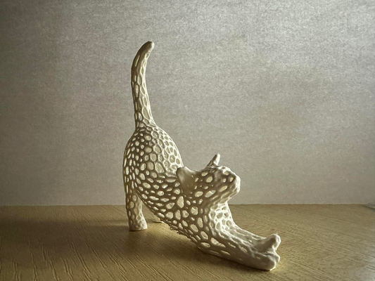 voronoi stretching cat remixed by t stk toys & games characters 3d pet desk animal design art model home modern printing printable pattern creative lovers creation hobbyist begodet4 docer 3d print model - Mito3D
