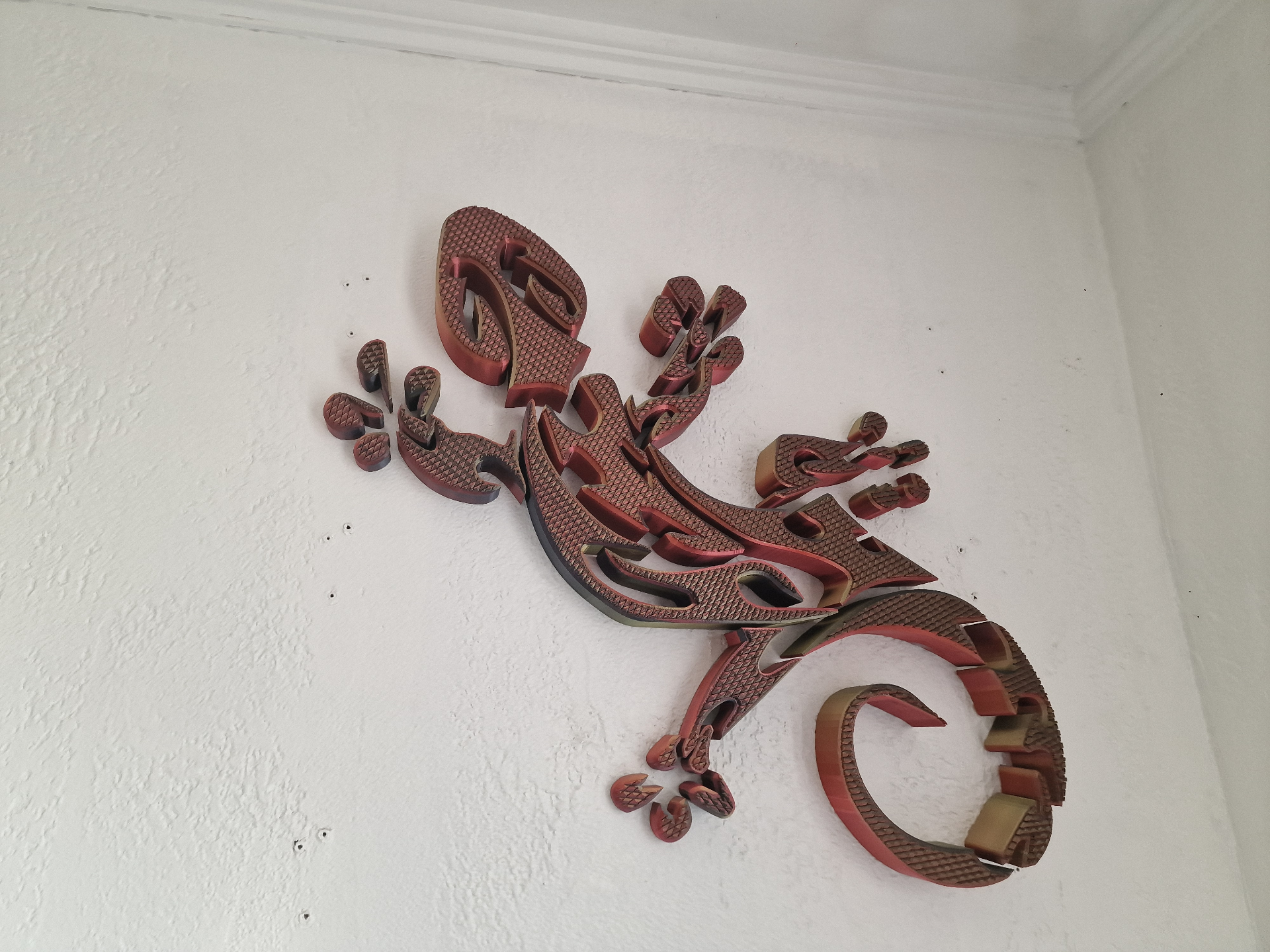 salamandra by matttts arte modelos decoración mural 3D print model - Mito3D