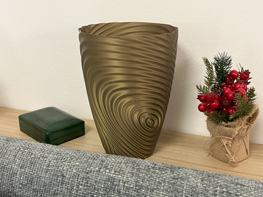 tordu ondulation vase poubelle by robinet ménage décor conception décoration cuivre filament fleur ondulé torsion accueil maison spirale 3d print model - Mito3D