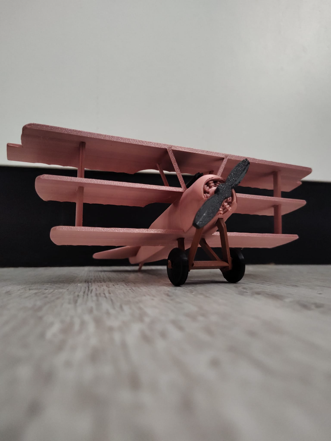 flugzeug züchter dr iii by ragnar 3d hobby diy fahrzeuge 3D print model - Mito3D