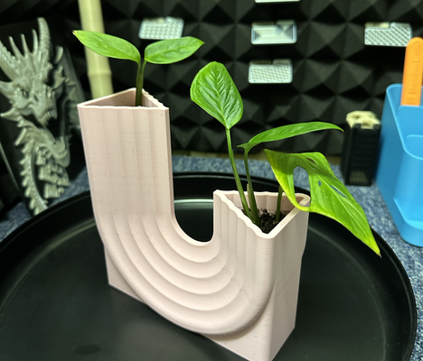 vase drainage löcher anlage neu gemischt by ovozer haushalt garten topf teller blume minimal träger halter unterstützung 3d print model - Mito3D