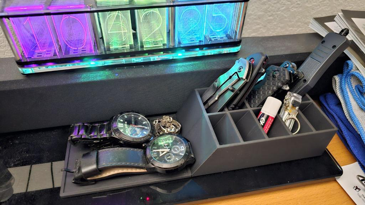 edc knife holder valet tray by jksantos tools organizers trays organizer valettray pen container watch display walletcatch catch 3d print model - Mito3D