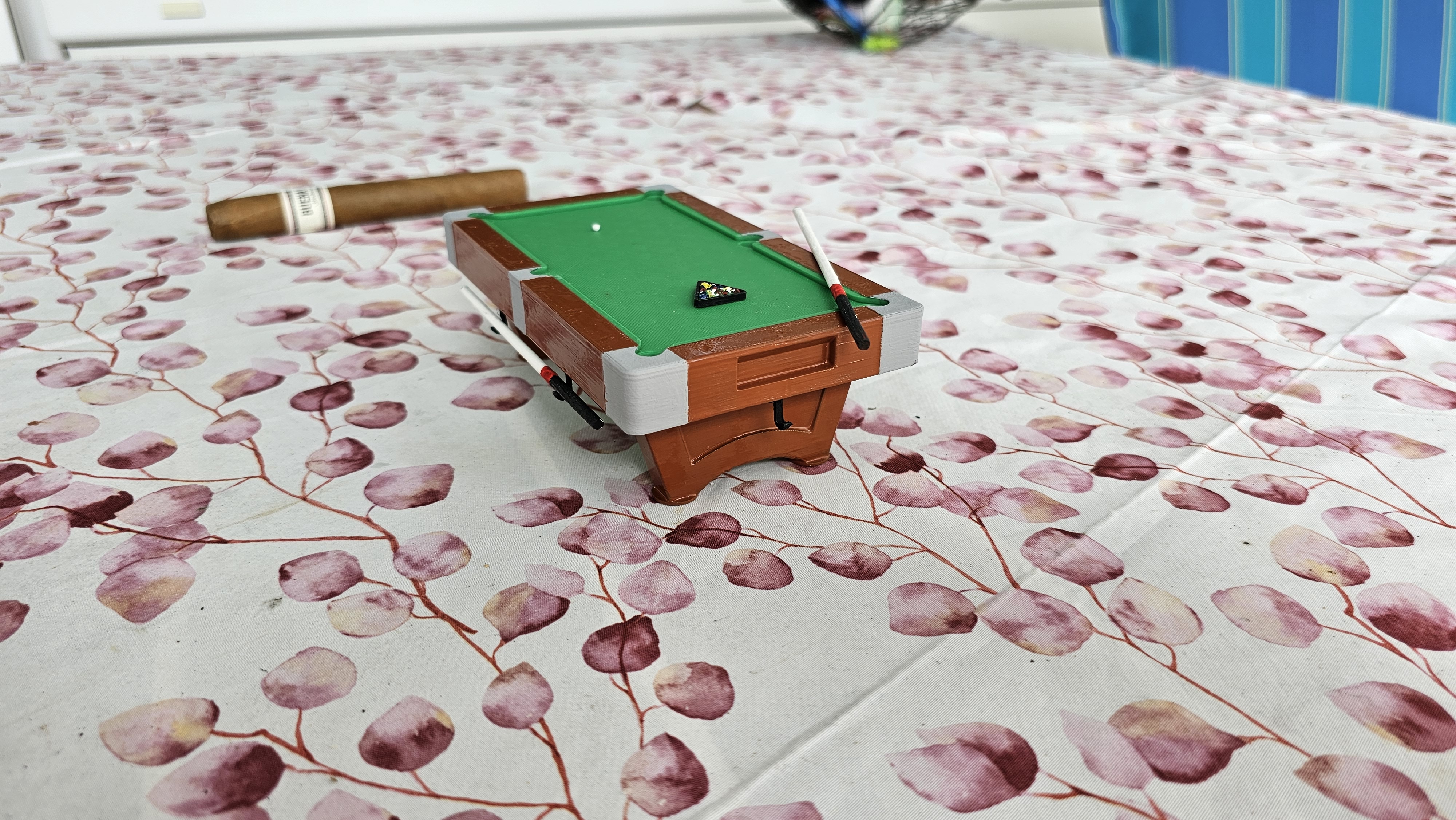 billiard table by bman642 miniatures prop miniature tablesaw pool modeltrains 3D print model - Mito3D