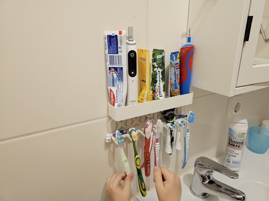 escova dente suporte removível pasta dentes berço by bman642 casa modelos banheiro porta 3d print model - Mito3D