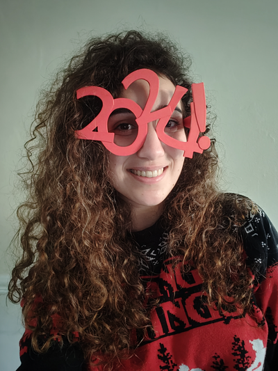 año 2024 partido lentes by proyectofilamento moda navidad contento celebracion festivo guau lindo gracioso hogar casa decoración divertido 3d print model - Mito3D
