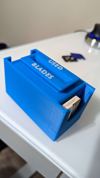 safety razor disposal box by cleesj tools sharp 3d print model - Mito3D
