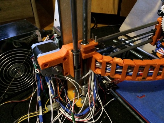 aio moteur axe m8 by manolo 3d imprimante pièces câble chaîne câblée prusai3 axis 3d print model - Mito3D
